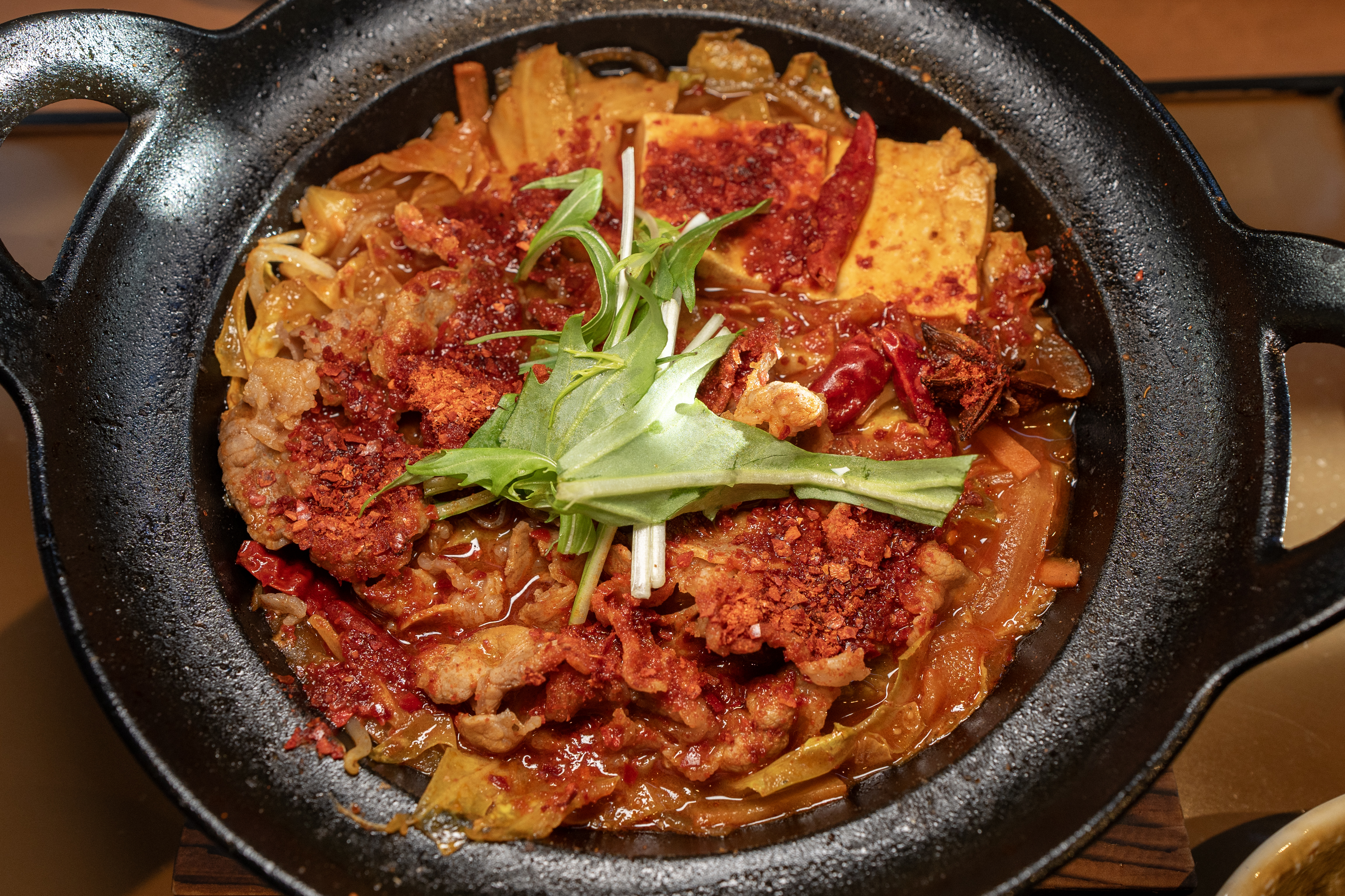 やよい軒『麻辣火鍋定食』がいいぞ！ 絶妙なカラさとウマさの前に秒で消える白米 / 痺辛Verはガチ