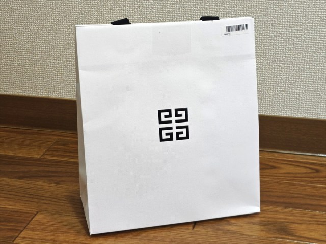 デパコスなのに45％オフ『GIVENCHY』福袋のコスメを使えば、上品な華やぎパーティーメイクが叶う！