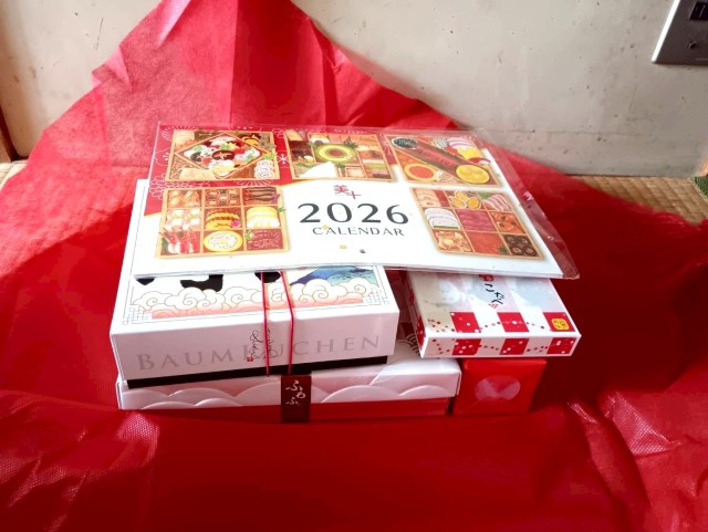 【福袋2026】わずか2分で即完売も納得。「生八つ橋の会社」のイメージを超えてきた「美十」の福袋を開けてみた 【福袋2026】わずか2分で即完売も納得。「生八つ橋の会社」のイメージを超えてきた「美十」の福袋を開けてみた