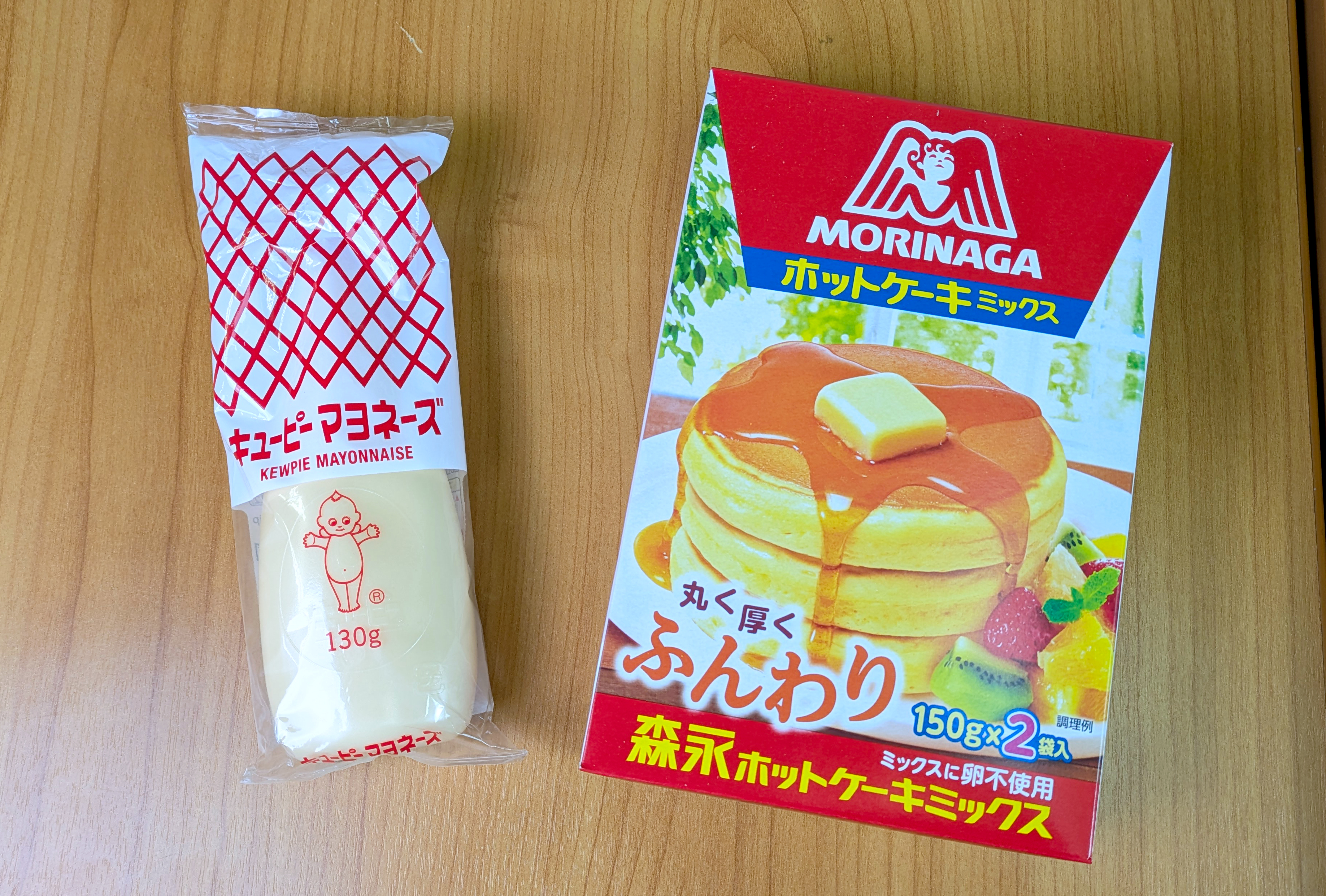【検証】キユーピー公式「ホットケーキにマヨネーズを入れるとふっくら焼き上がる」というので、マヨあり・なしを比べたら味が全然違った！