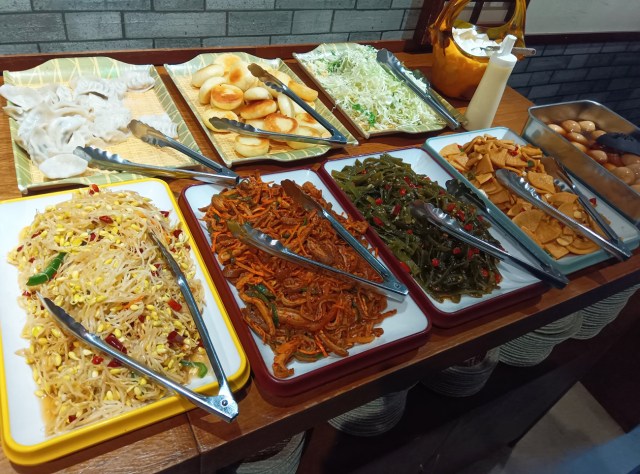 880円で餃子食べ放題! ガチ中華を毎日食べて気づいた、池袋『座・麻婆唐府』のランチビュッフェの独自性 880円で餃子食べ放題! ガチ中華を毎日食べて気づいた、池袋『座・麻婆唐府』のランチビュッフェの独自性