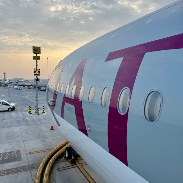 【衝撃】機内Wi-Fiが無料＆爆速！ カタール航空がスターリンク導入で長距離便も快適すぎた