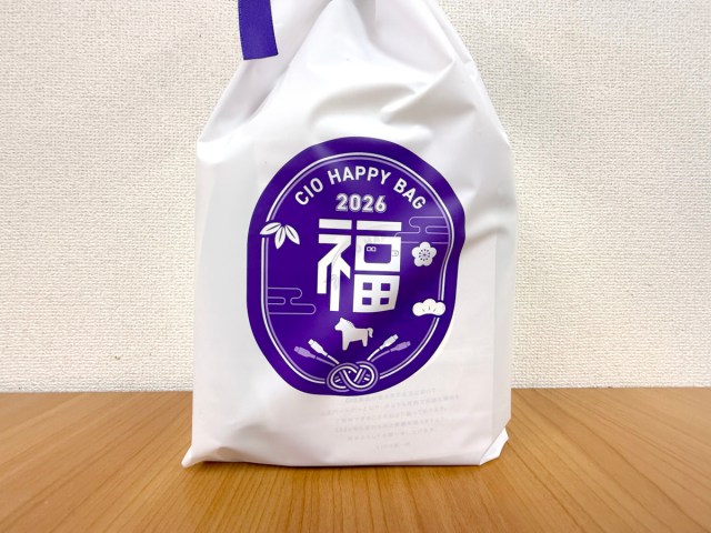 アンカー派だった私が『CIO 1万円福袋』を買ってみた結果 → 3560円お得なだけじゃない！ ケーブル不要の「次世代バッテリー」にビビった