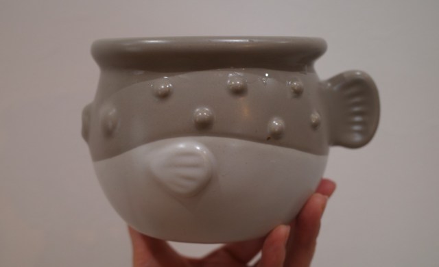 「たこ飯」で知られる淡路屋から『ふぐ弁当』が登場! ふぐ尽くしの内容で贅沢なうえに容れ物が可愛い / 2月9日は「ふぐの日」 「たこ飯」で知られる淡路屋から『ふぐ弁当』が登場! ふぐ尽くしの内容で贅沢なうえに容れ物が可愛い / 2月9日は「ふぐの日」