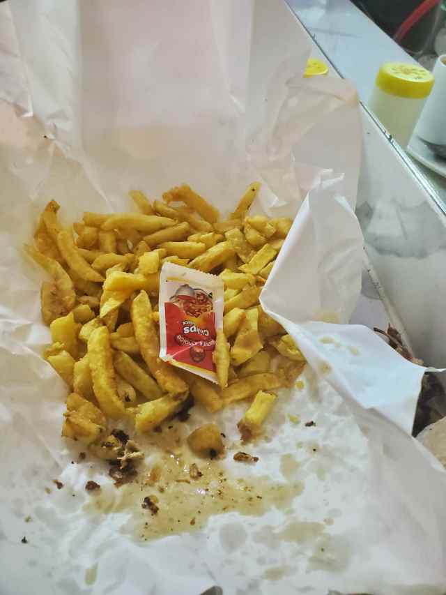 ケニアの激うまポテトに感動! 元プロシェフが作る100円の味が、僕に「100万シリングの夢」をくれた【カンバ通信:第444回】 ケニアの激うまポテトに感動! 元プロシェフが作る100円の味が、僕に「100万シリングの夢」をくれた【カンバ通信:第444回】