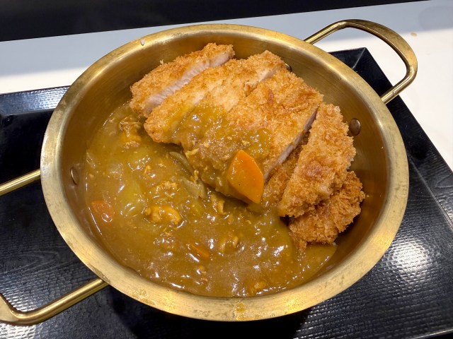ゆで太郎の『倍盛 鍋カツカレー』には断固たる覚悟が必要！ アラフィフを追い詰めた「非情なルール」のデカ盛りデスマッチ