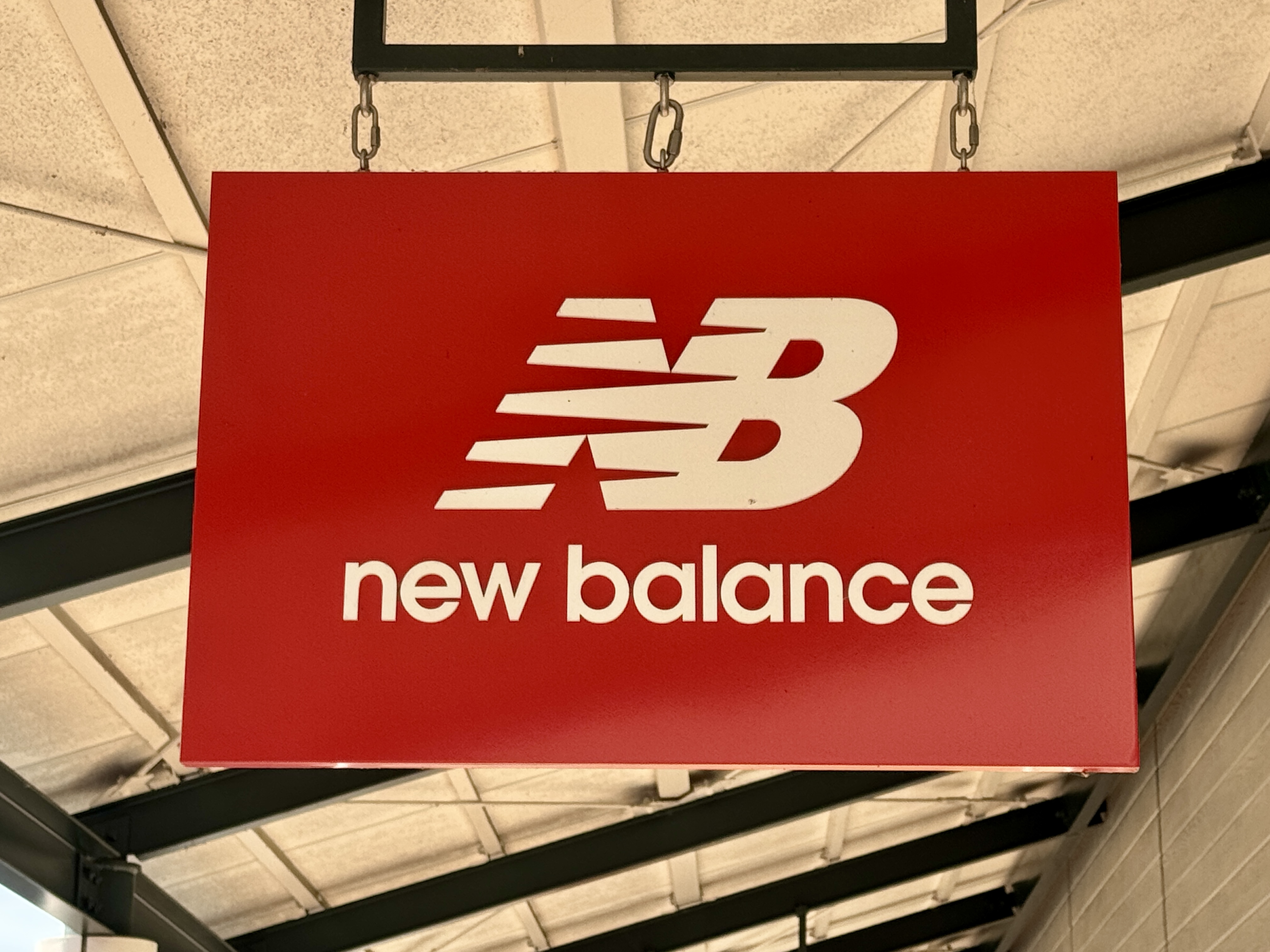 new balanceのジャケット（大谷翔平 着用モデル）が9350円 → 5719円！ ネット通販ハンター古沢が激推しする特価アパレル18選 / Amazonタイムセール