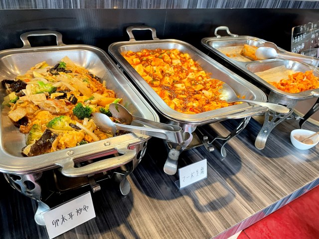 【食べ放題1450円】立川のビジホ2階にある「中華ランチバイキング」がマニアも認める穴場だった！ ただし2名からなので要注意