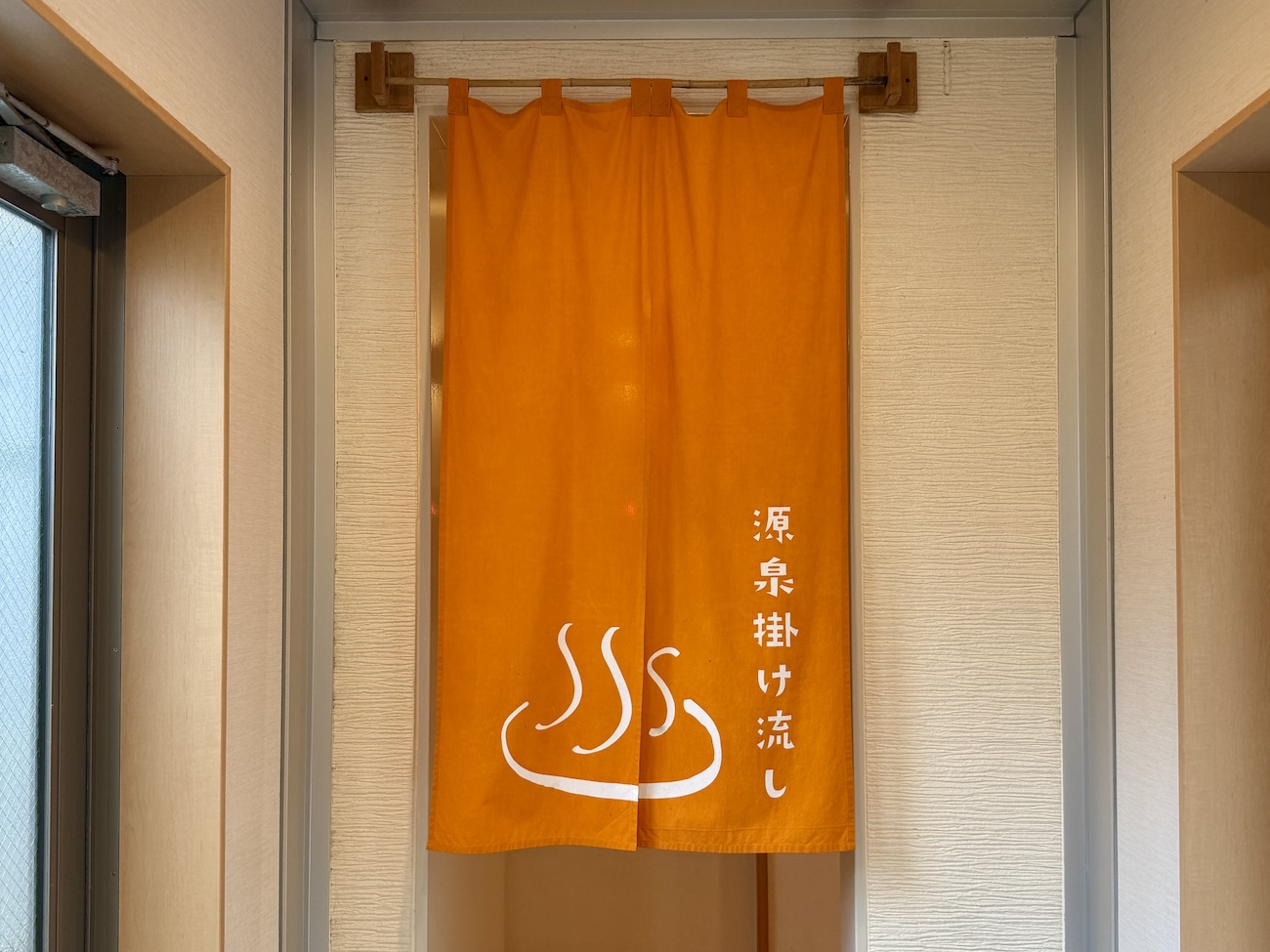 【直近】ホテルサブスクで泊まった高級温泉宿の「男湯」で起きた、マジで説明がつかない不思議な体験