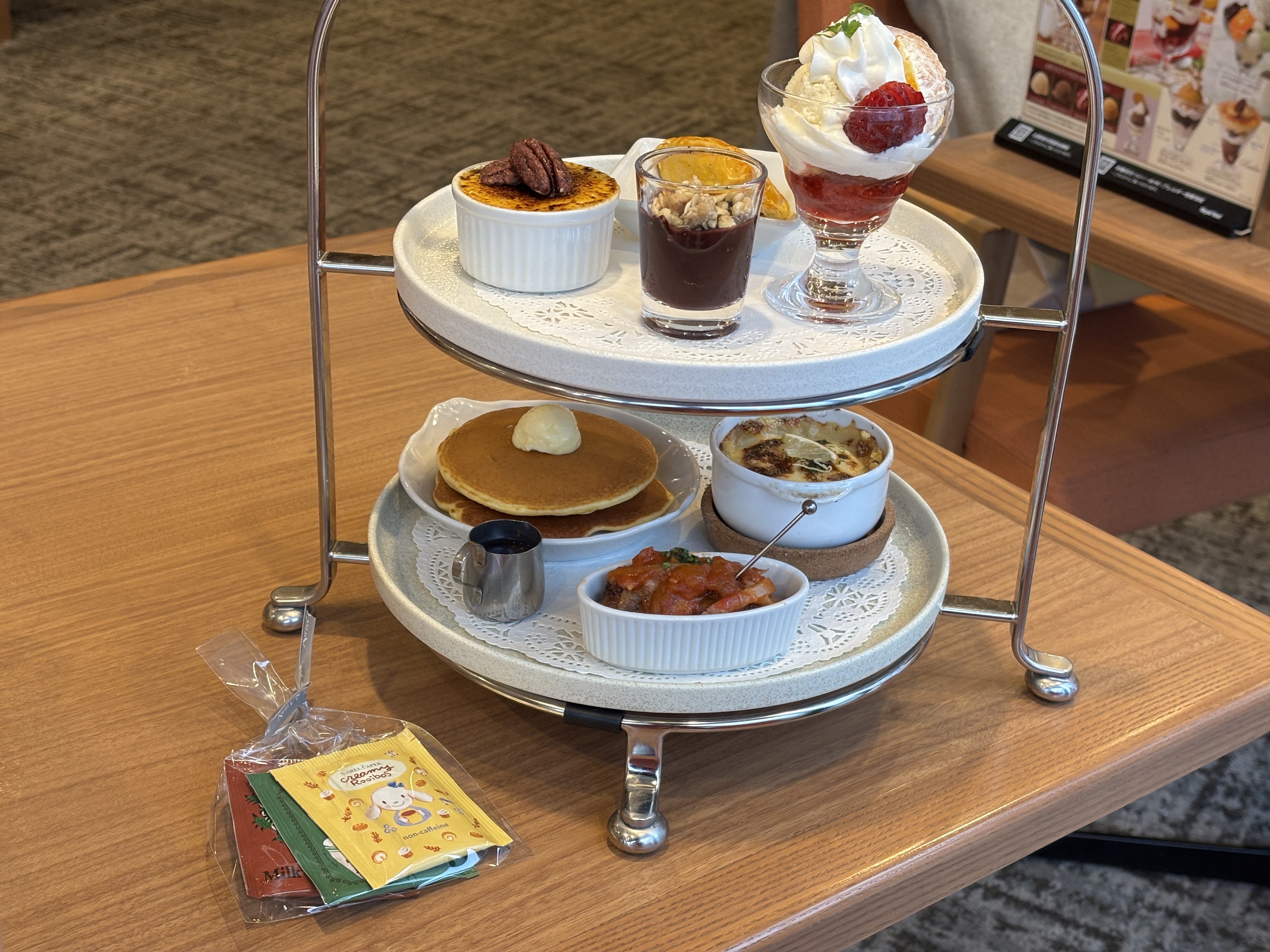 【1店舗のみ】ロイホのアフタヌーンティーはファン歓喜のオールスターセット！ 頼むから全国展開してほしい