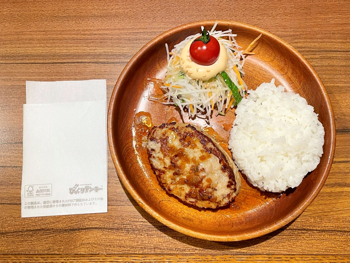 実は高コスパ！ びっくりドンキーの朝限定「ミニマムディッシュセット
