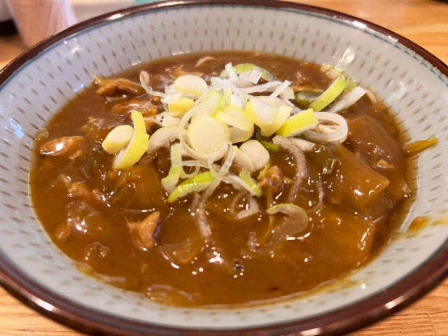 昔から「寿司屋の腕は玉子で分かる」と言うけど、立ち食いそば屋の腕はカレーそばで分かる説 / 人形町『福そば』カレー南蛮 昔から「寿司屋の腕は玉子で分かる」と言うけど、立ち食いそば屋の腕はカレーそばで分かる説 / 人形町『福そば』カレー南蛮