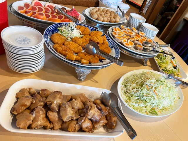 【990円ビュッフェ】豚足、コロッケ、煮卵などが食べ放題! ガチ中華『全家福 目黒店』のサラダバーが凄かった 【990円ビュッフェ】豚足、コロッケ、煮卵などが食べ放題! ガチ中華『全家福 目黒店』のサラダバーが凄かった