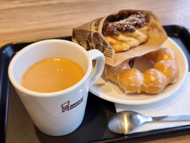 今さら聞けないミスドの神サービス。ロイヤルミルクティーもおかわり無料って本当？ 紅茶党が実際に行ってみた！