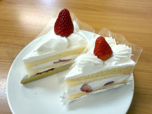 不二家のショートケーキが半額！ でも「定価667円」に衝撃… 257円安いシャトレーゼと食べ比べたら意外と違いがあった