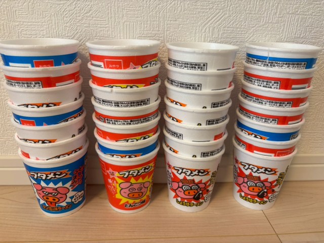 【0円】ブタメン容器でアウトドア競技『モルック』を自作してみた → 意外と遊べたけど、正規品（約9000円）が欲しくなった…