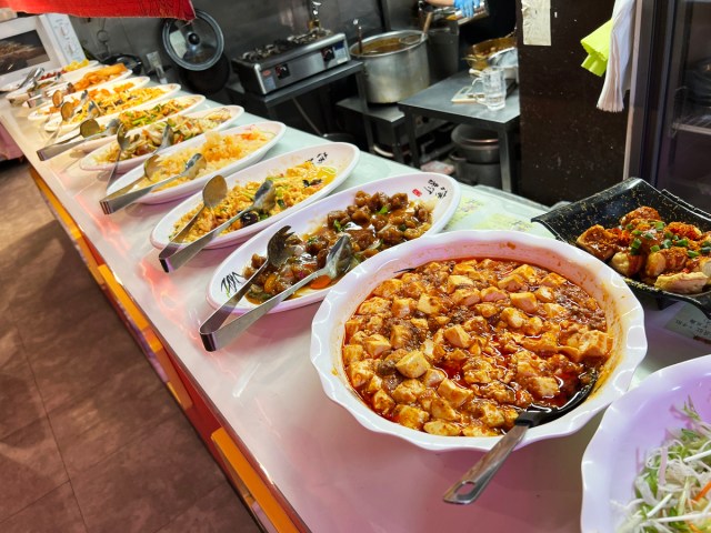 中華12品食べ放題1078円！ 土日もやってる八王子ガチ中華『逸品居中華酒場』のランチビュッフェに行ってみた