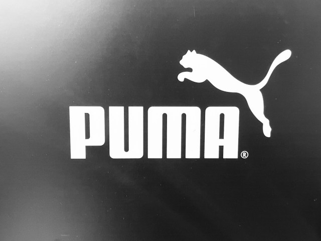 【62%オフ】立ったまま履けるPUMAの快適ランニングシューズが8690円 → 3293円! ネット通販ハンター古沢が選ぶ目玉商品23点 / Amazon 【62%オフ】立ったまま履けるPUMAの快適ランニングシューズが8690円 → 3293円! ネット通販ハンター古沢が選ぶ目玉商品23点 / Amazon