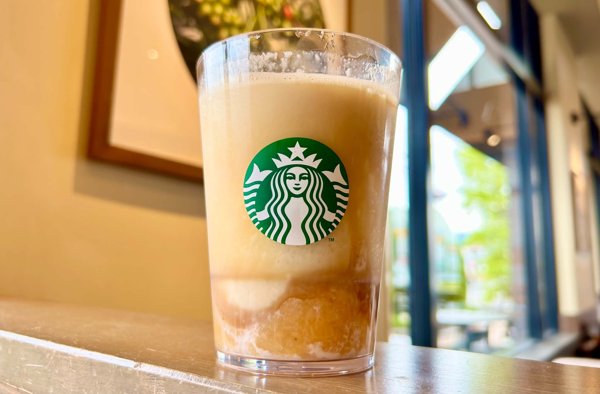 スタバの新作『バナナ アフォガート フラペチーノ』は「こういうの待ってた！」ってなるやつ!! アーモンドミルク変更、ショット追加もアリ！