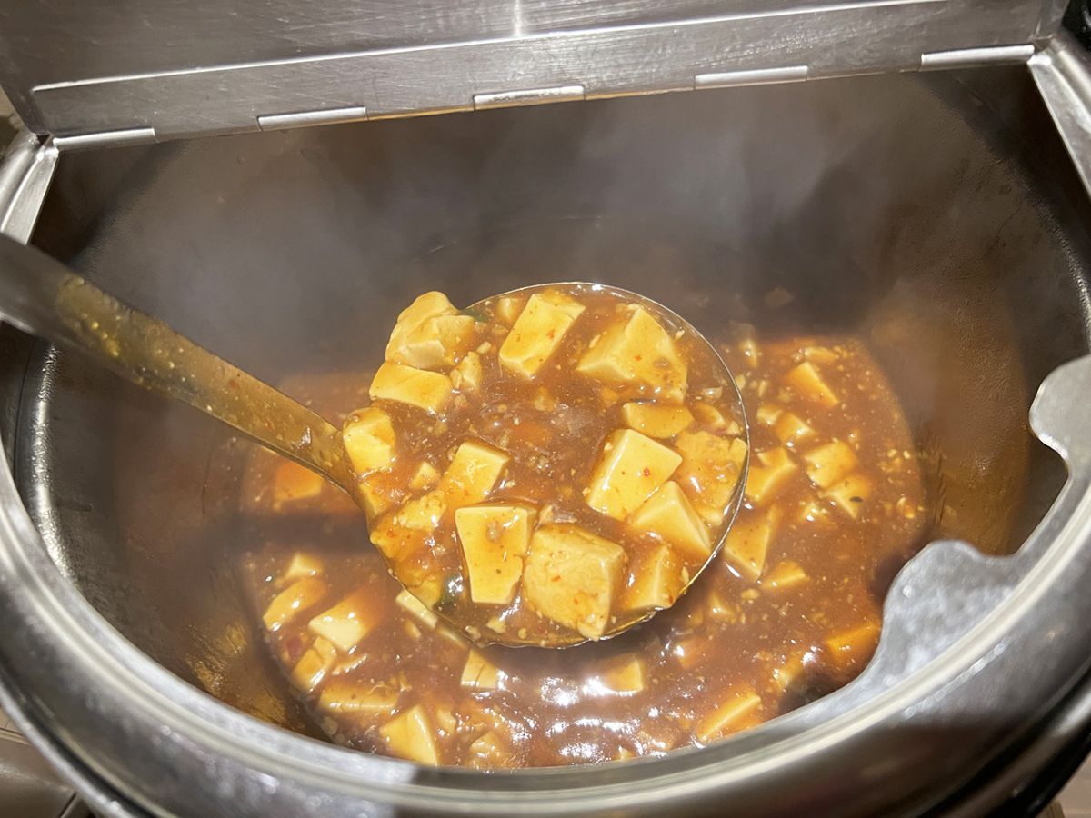 【1000円以下食べ放題】最安750円のランチ注文で麻婆豆腐が食べ放題！ 神田のガチ中華『嘉徳園』に入店して感じたコスパと注意点