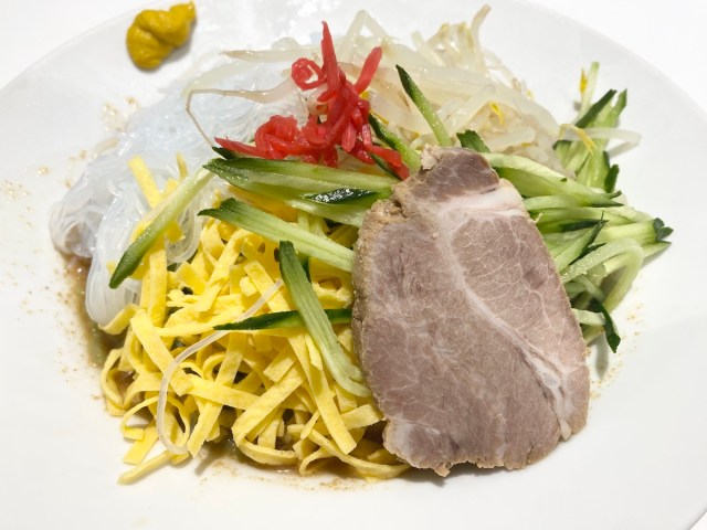 博多天神の冷し中華が650円! 物価高の今だからこそ気になる一杯を食べてみた 博多天神の冷し中華が650円! 物価高の今だからこそ気になる一杯を食べてみた