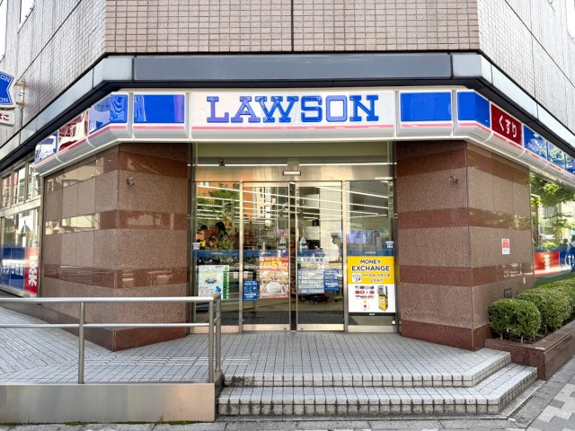ローソン増量祭第3週はコレ! 総重量645g焼そばとカツ×フランクカレーが強すぎた ローソン増量祭第3週はコレ! 総重量645g焼そばとカツ×フランクカレーが強すぎた