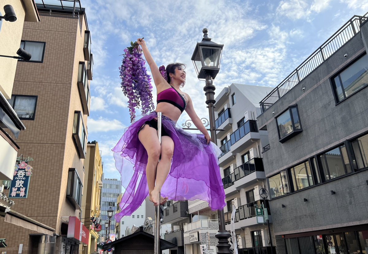 【納得】人生で始めてポールダンスを生で見たら「なぜハマるのか？」が秒で解消されて無意識にスタンディングオベーションしていた