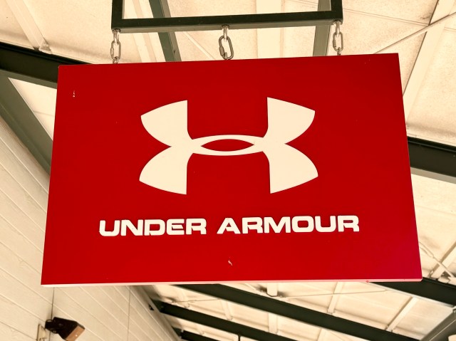 【43%オフ】UNDER ARMOURの定番スポーツバッグ(23L)が4400円 → 2530円 / Amazonタイムセールの目玉商品22選 【43%オフ】UNDER ARMOURの定番スポーツバッグ(23L)が4400円 → 2530円 / Amazonタイムセールの目玉商品22選