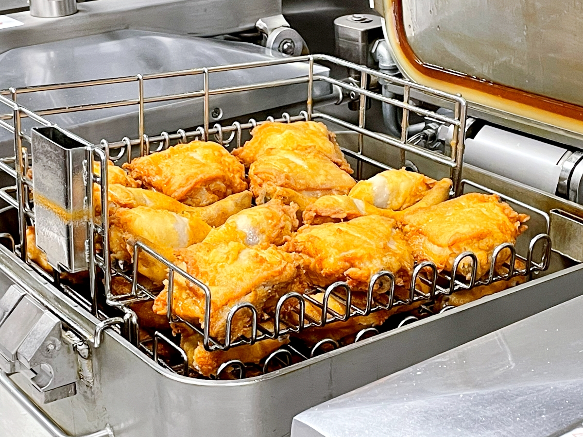 ケンタッキーの本社で初めて「オリジナルチキン」を作ってみたら、想像