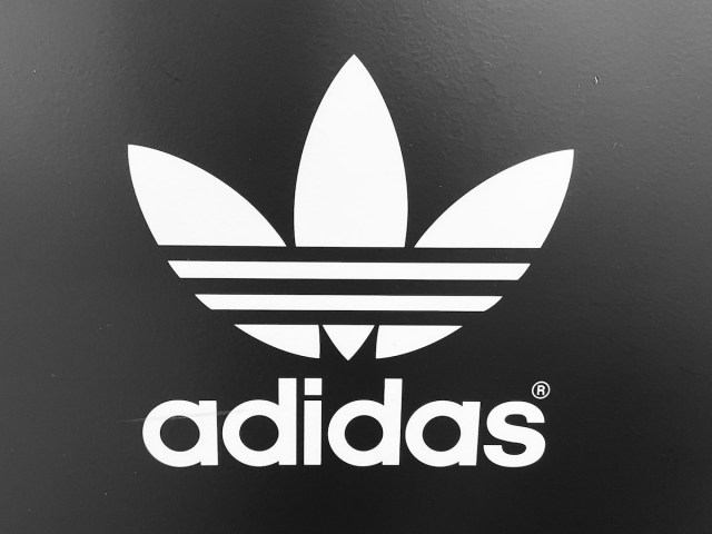 【急げ】adidasの定番ジャージ上下セット「セレーノ」が3399円! コスパが高い注目アイテム23選 / Amazon 【急げ】adidasの定番ジャージ上下セット「セレーノ」が3399円! コスパが高い注目アイテム23選 / Amazon