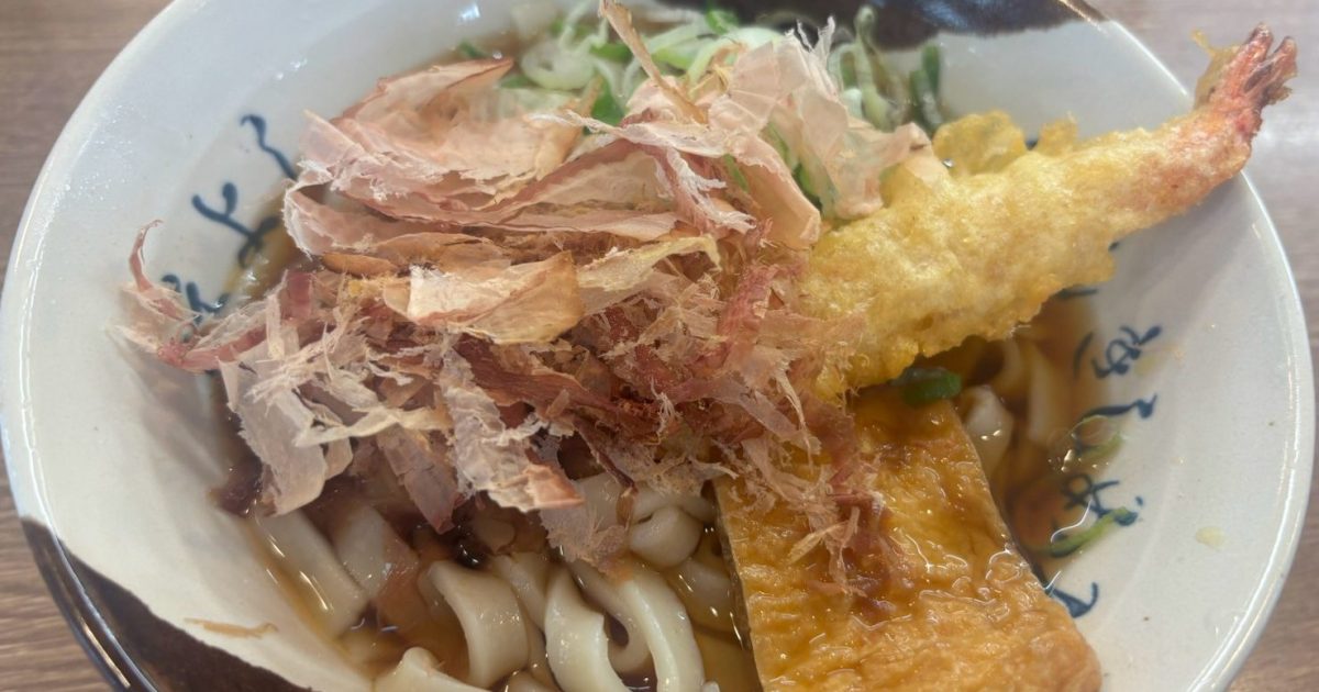 【500円】えび天入りきしめんが並ばずに食べられる！ 名古屋駅「住よし」の在来線ホーム限定メニューがお得だったの画像