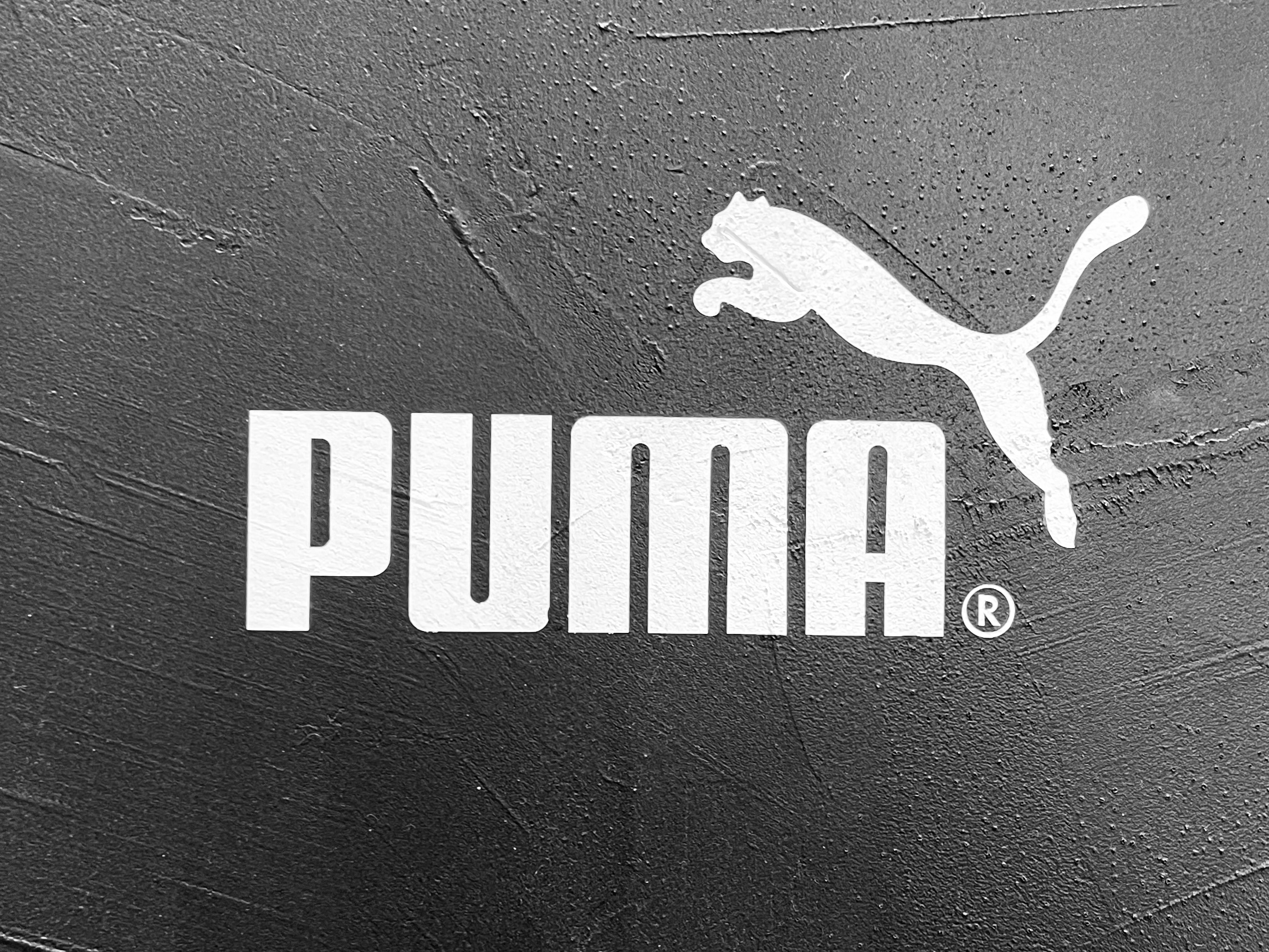 【72％オフ】PUMAのロゴ刺繍ポロシャツ（L）が4400円 → 1231円 / Amazonタイムセール