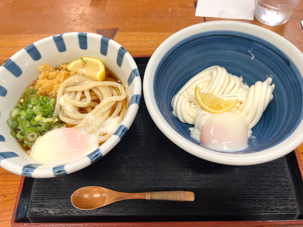 【検証】香川で『温玉ぶっかけうどん風ソフトクリーム』という謎のデザートがあったので本物の「温玉ぶっかけうどん」と食べ比べてみた