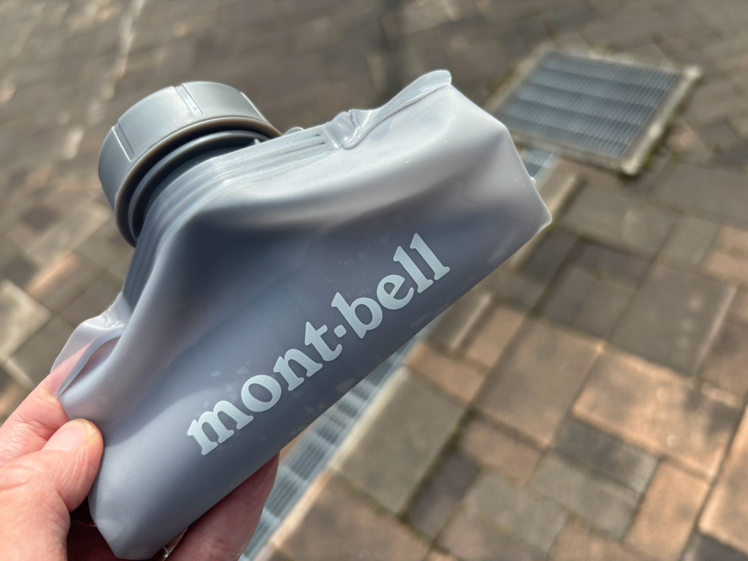 SNSで気になっていたモンベルの「フレックス ウォーターパック」を使ってみた → 気になる3点を除けば、非常に使い勝手がよい