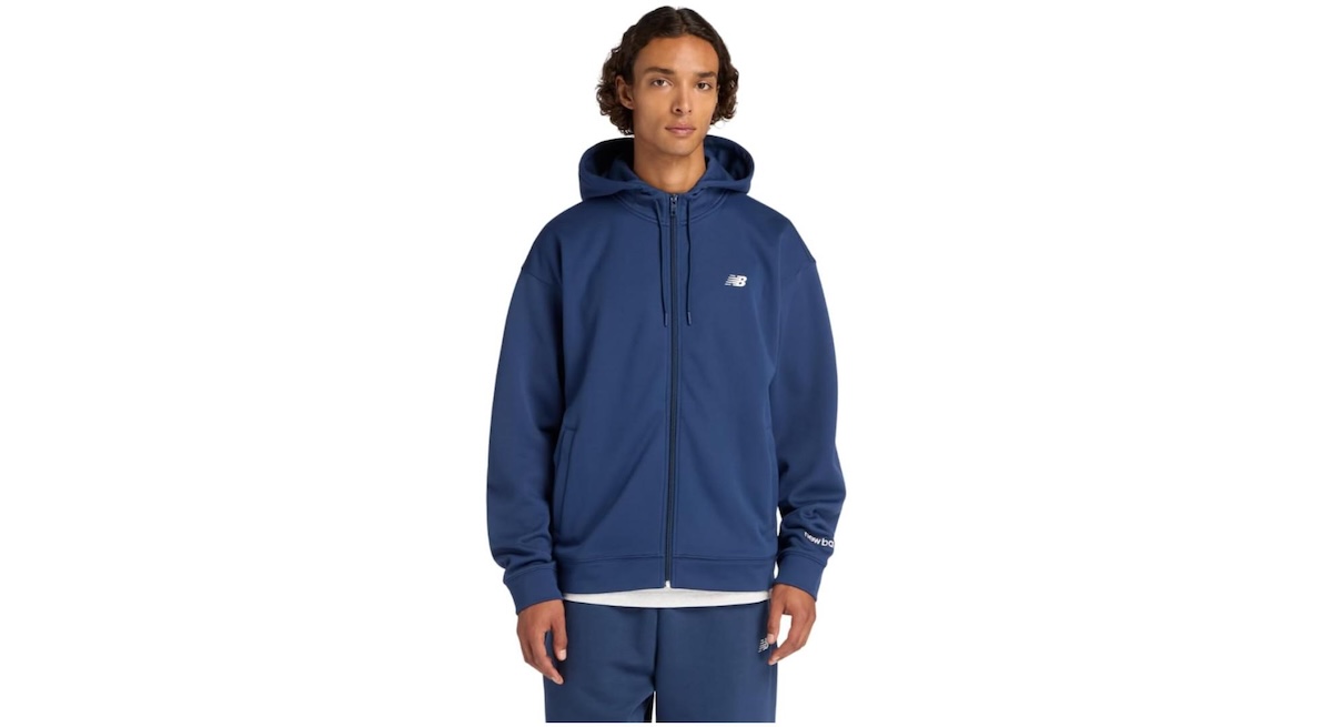 半額以下】new balanceの裏起毛パーカー（M）が7920円 → 2825円 
