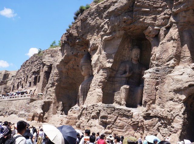 1500年前の中国の仏教美術が残る世界遺産「雲崗石窟」に行ってみたら、仏のテンションが思ってたのと違った 1500年前の中国の仏教美術が残る世界遺産「雲崗石窟」に行ってみたら、仏のテンションが思ってたのと違った