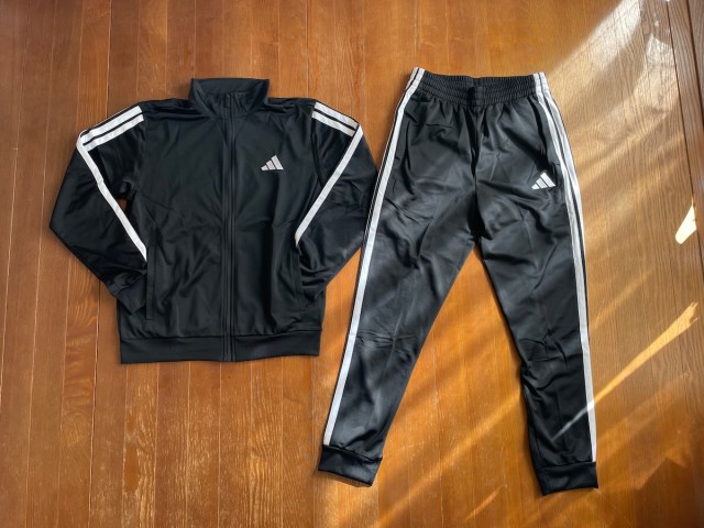 【64%オフ】adidasの裏起毛ジャージ上下セットが1万450円 → 3794円(L)/ Amazonタイムセール 【64%オフ】adidasの裏起毛ジャージ上下セットが1万450円 → 3794円(L)/ Amazonタイムセール