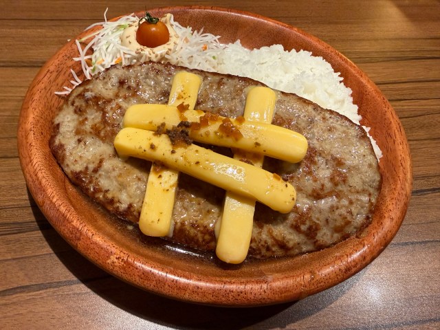 【びっくりドンキー】今年も「ガリバーフェア」開催! モンスターにビビって “通常ガリバー” にしたら腹パンになった 【びっくりドンキー】今年も「ガリバーフェア」開催! モンスターにビビって “通常ガリバー” にしたら腹パンになった