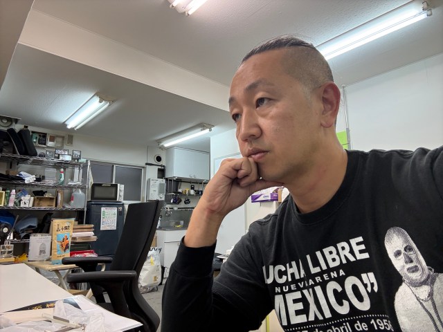 もうすぐ49歳、老眼の次は「何もしてないのに膝」だった / 自分の体に起きる前例のない異変について もうすぐ49歳、老眼の次は「何もしてないのに膝」だった / 自分の体に起きる前例のない異変について