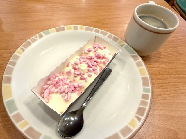 サイゼリヤに限定スイーツ「いちごのメリンガータ」登場! 見つけたら迷わず食べて後悔なしのウマさ サイゼリヤに限定スイーツ「いちごのメリンガータ」登場! 見つけたら迷わず食べて後悔なしのウマさ
