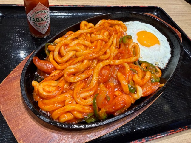 「資さんうどん、迷走してる？」と賛否両論の『ナポリタンうどん』を実食 / 想像通りといえば想像通りだが…